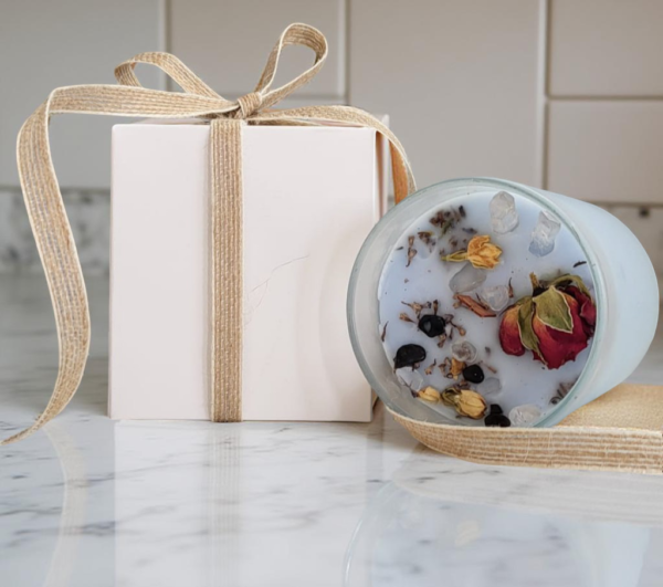 Crystal Gift Candle - Peony, Grapefruit, Musk - Image 2