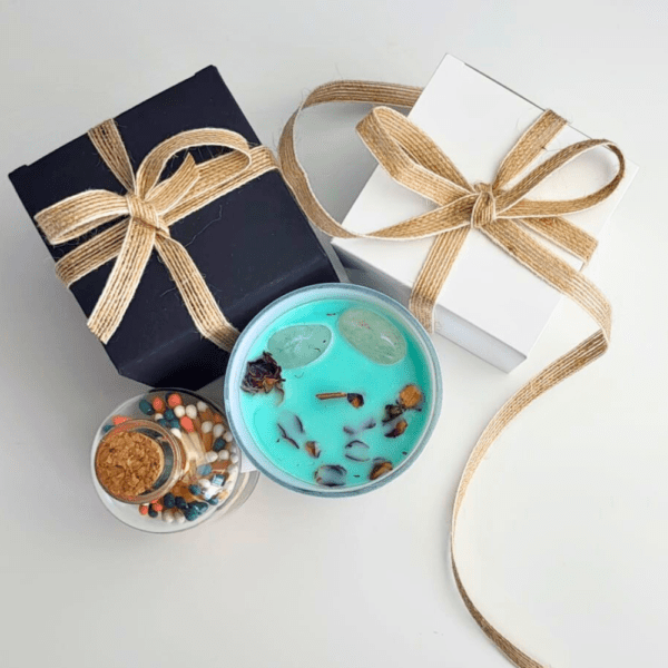 Irish Apothecary Handcrafted - Mint Scented Candle - Image 3
