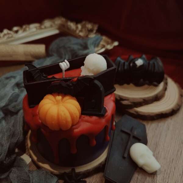 Bloody Coffin Candle – Spooky Halloween Scent - Image 3